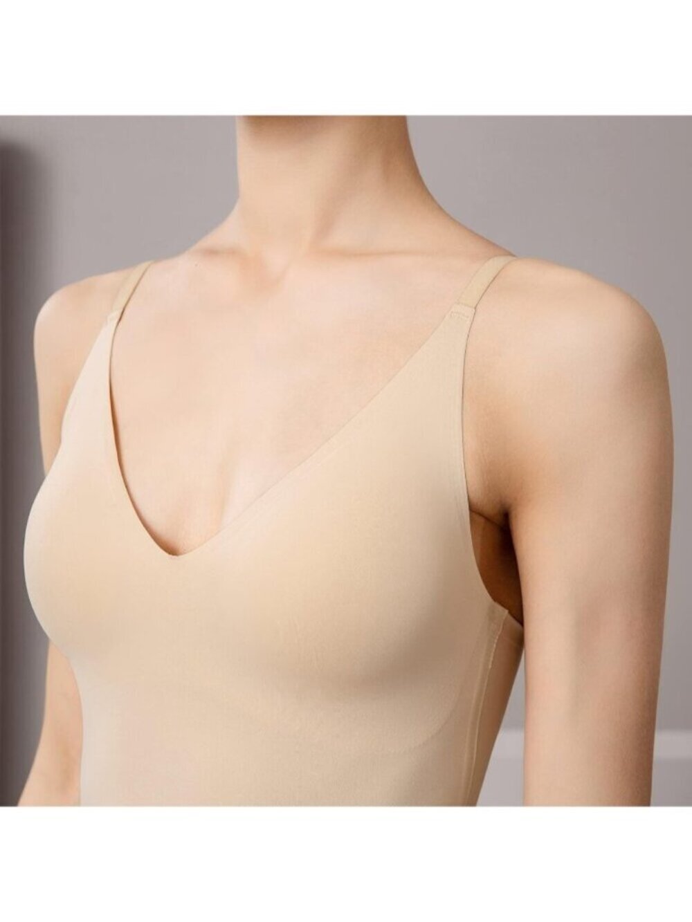 〽️Women's Cream Fit Camisole with Built in Bra - Spaghetti Straps Camis Tank